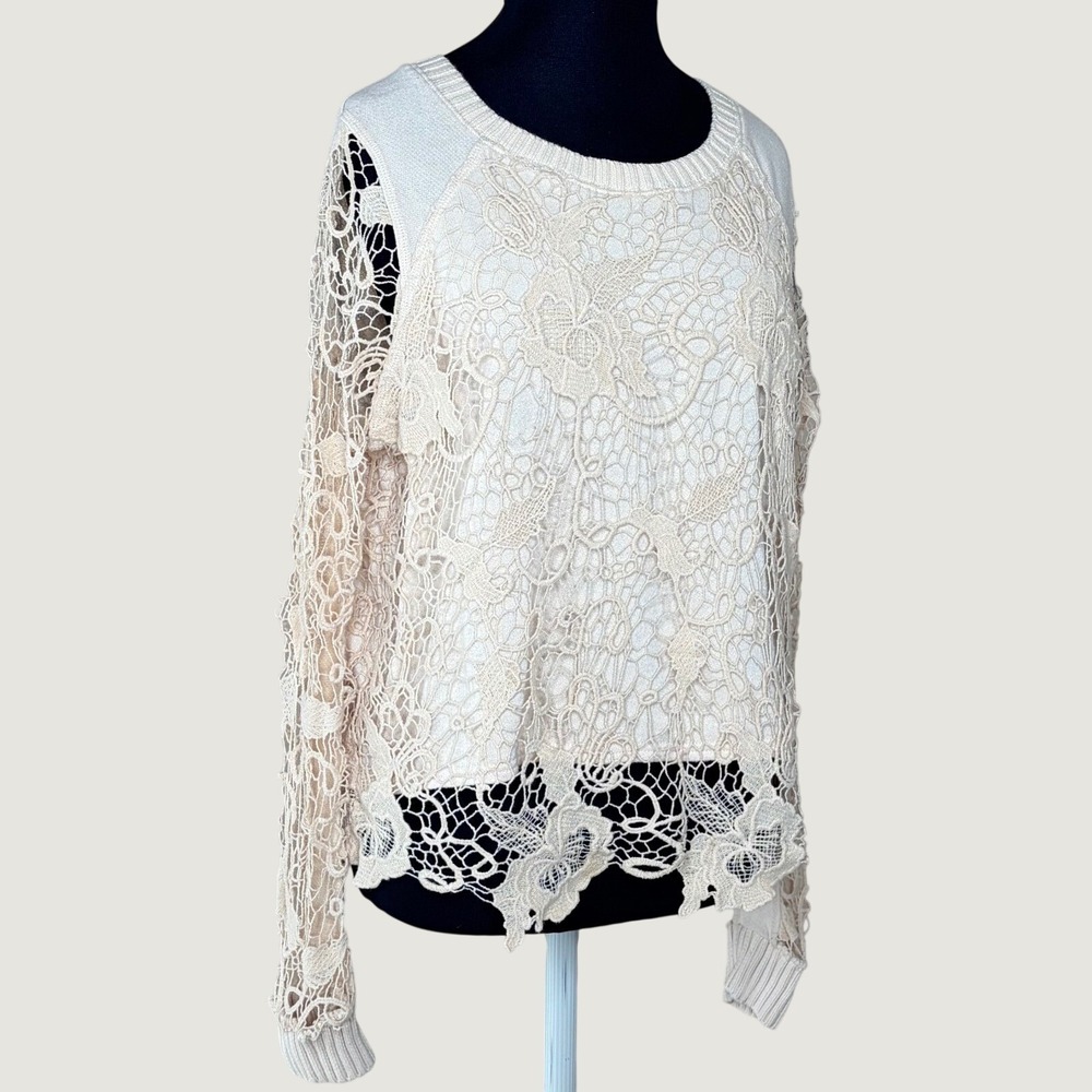 Free People Lace Overlay Top Womens Small Beige Crochet Split Back Fairycore